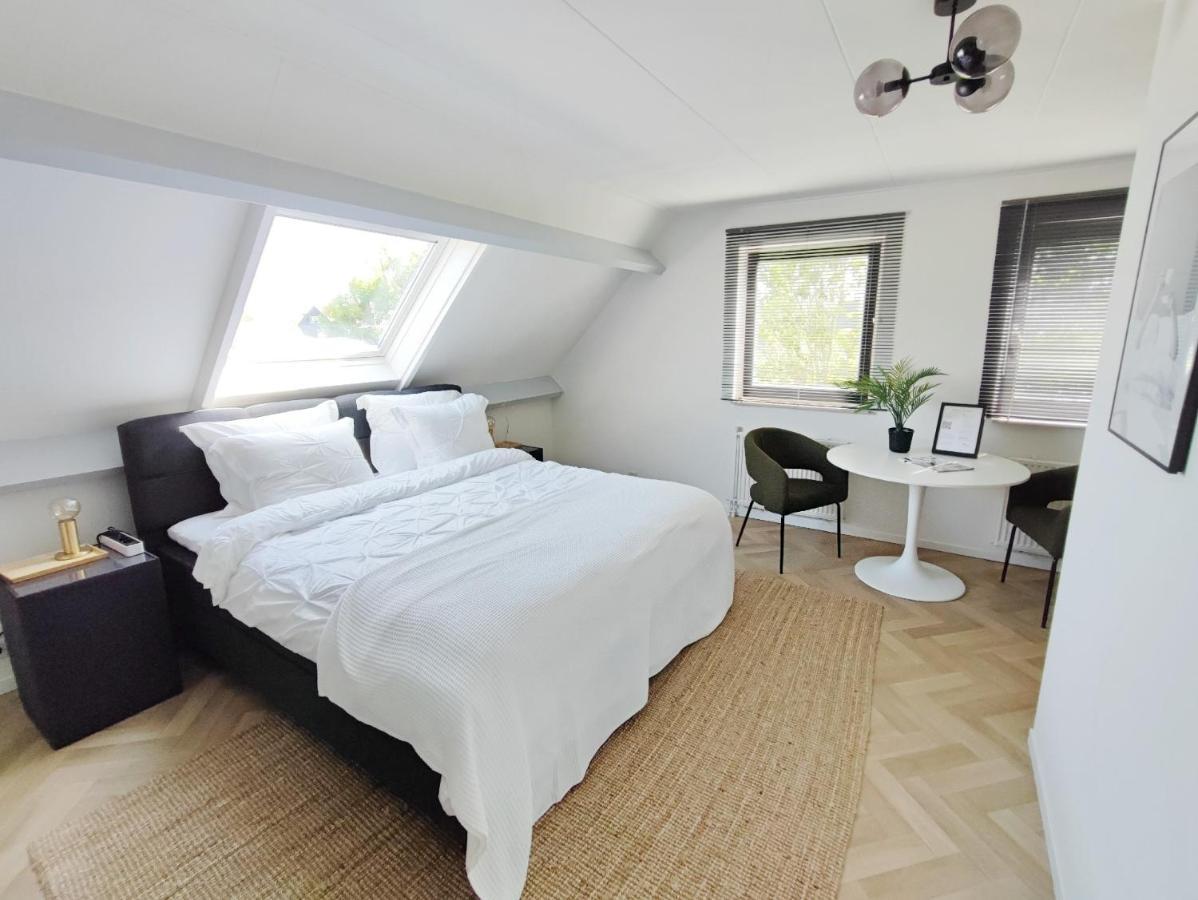 Guesthouse At The Amstel River With 2Br 2Ba And Garden Amstelveen Dış mekan fotoğraf